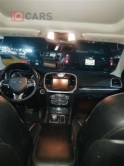 Chrysler 300